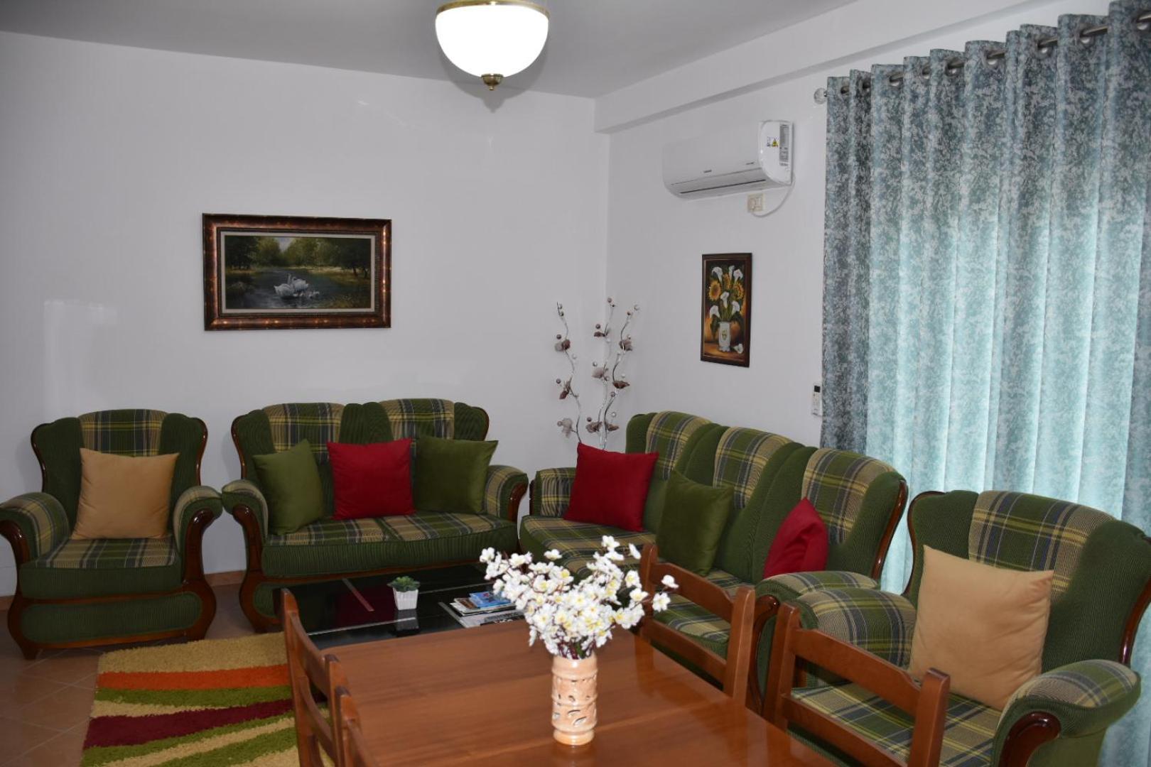 Leo Apartment Permet Exterior photo